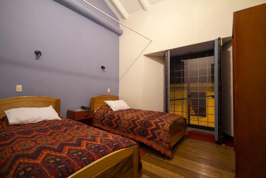 Hostal Suecia I Cusco Room photo